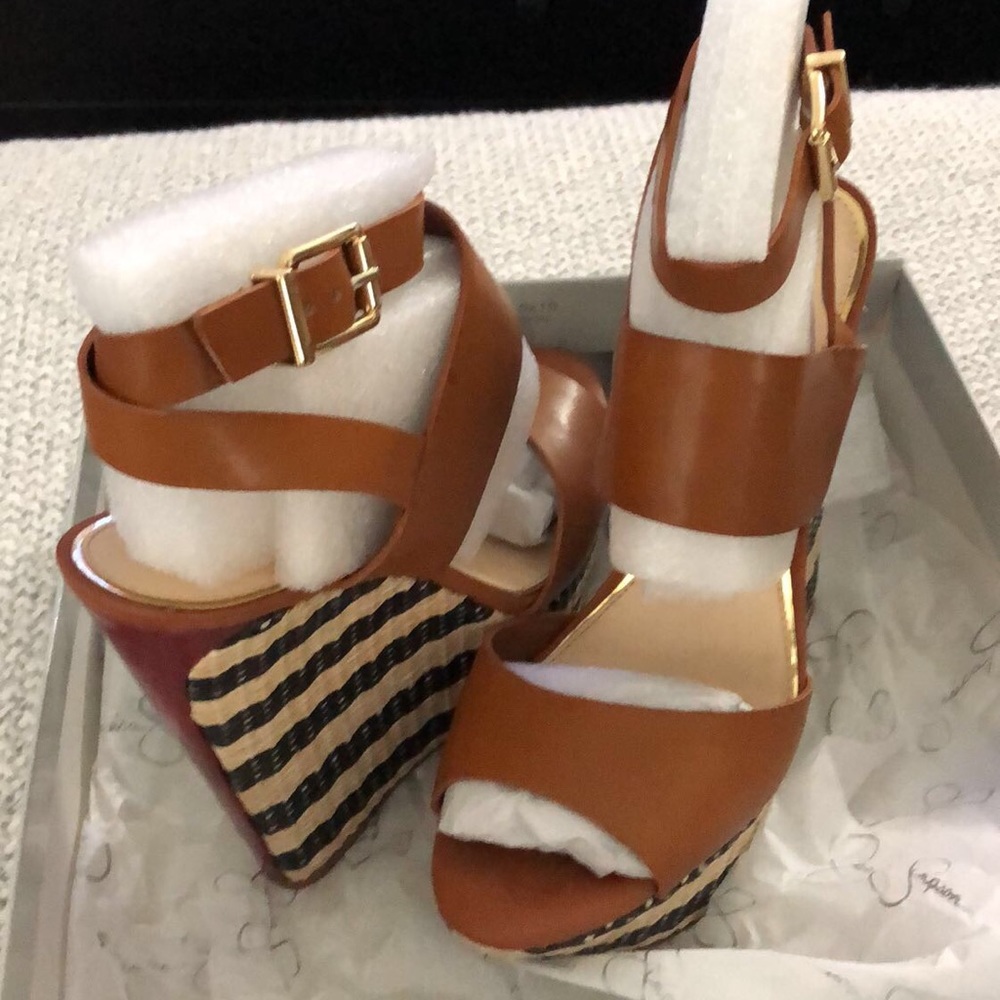 Jessica Simpson Wedges
